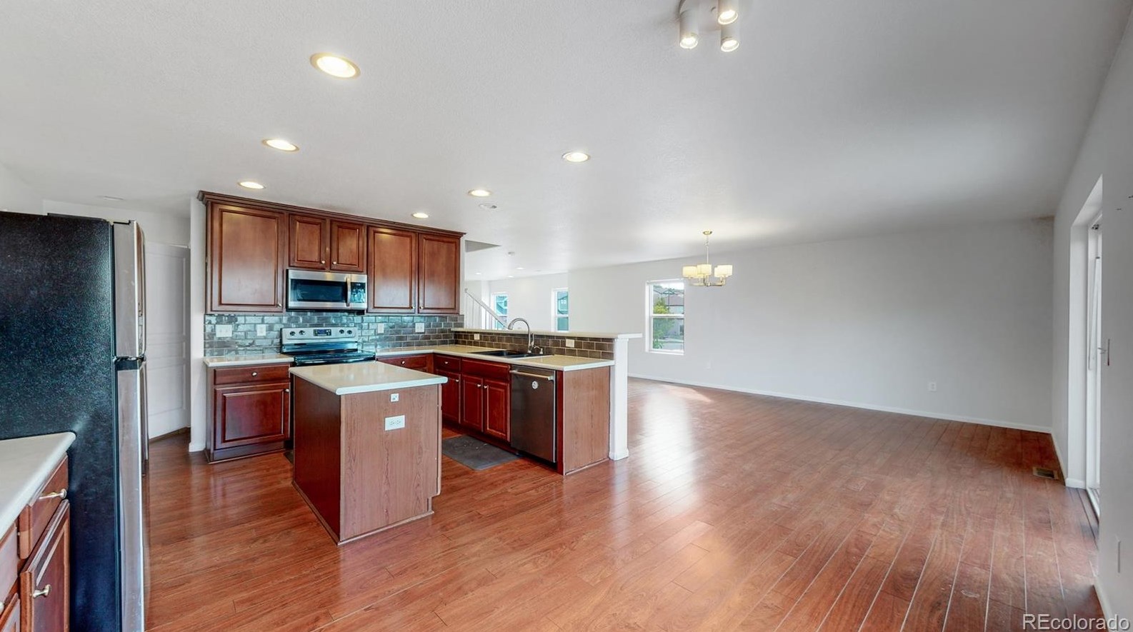 1854 Morningview Ln, Castle Rock CO  80109-3641 exterior