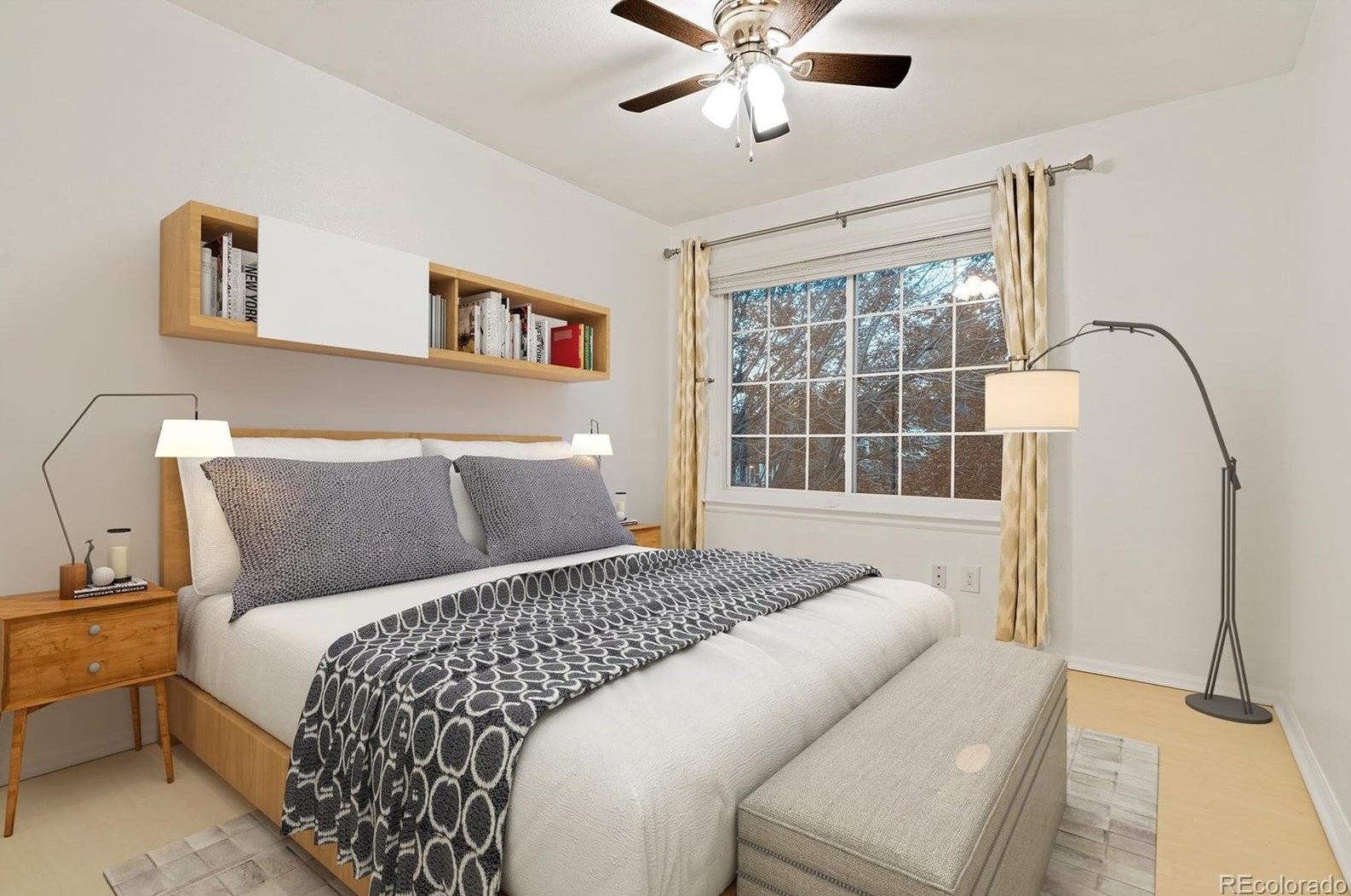 3354 White Oak St, Littleton CO 80129-6307 exterior