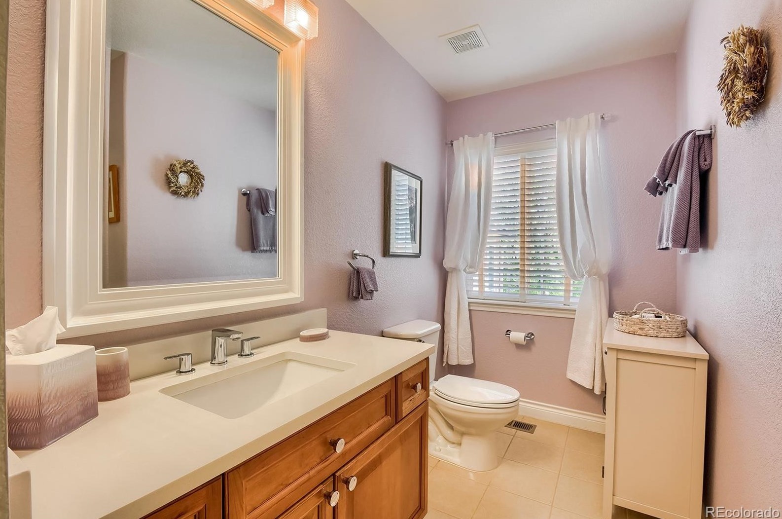 4333 Queen Ct, Littleton CO 80127-3302 exterior