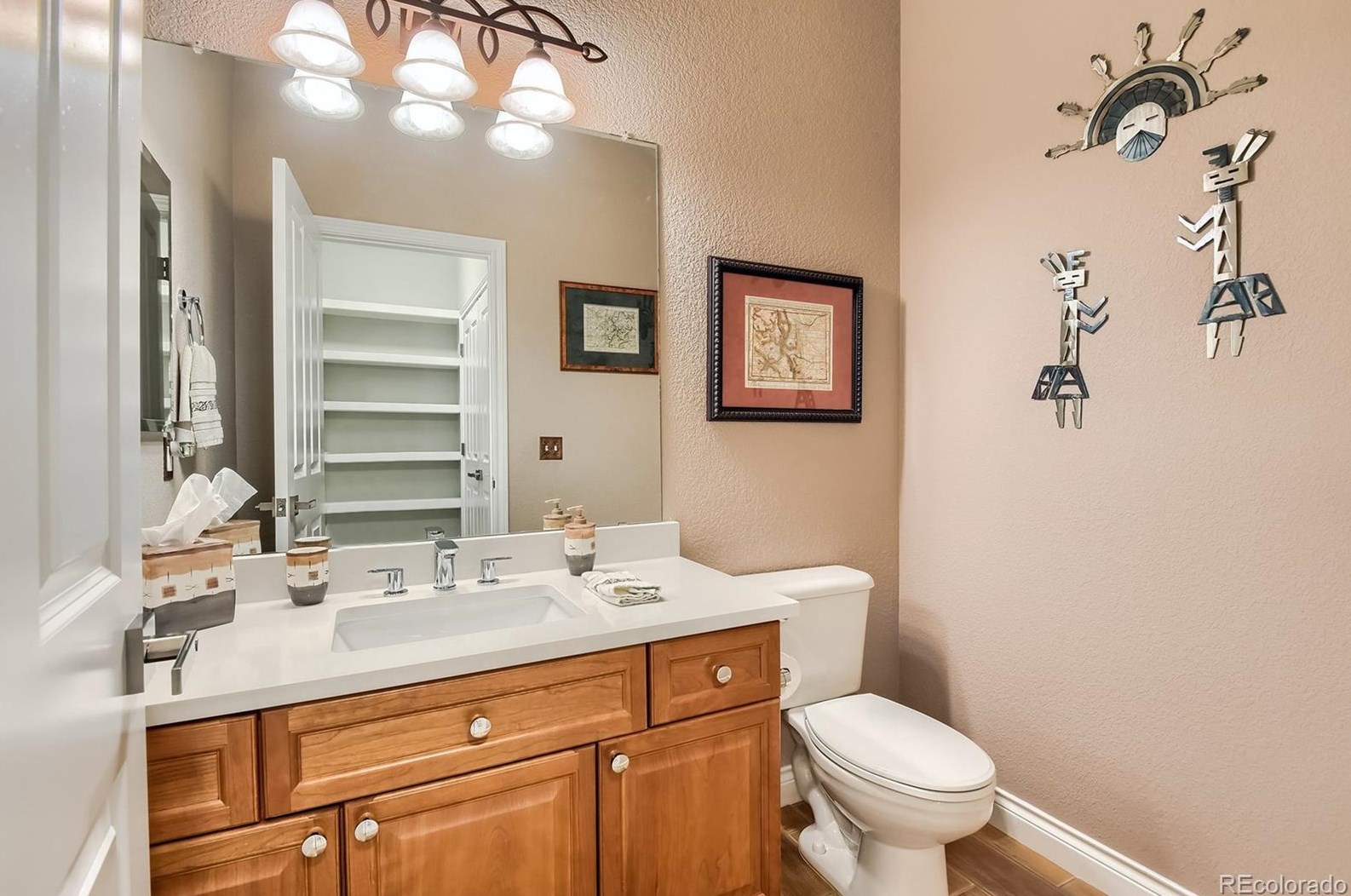 4333 Queen Ct, Littleton CO 80127-3302 exterior