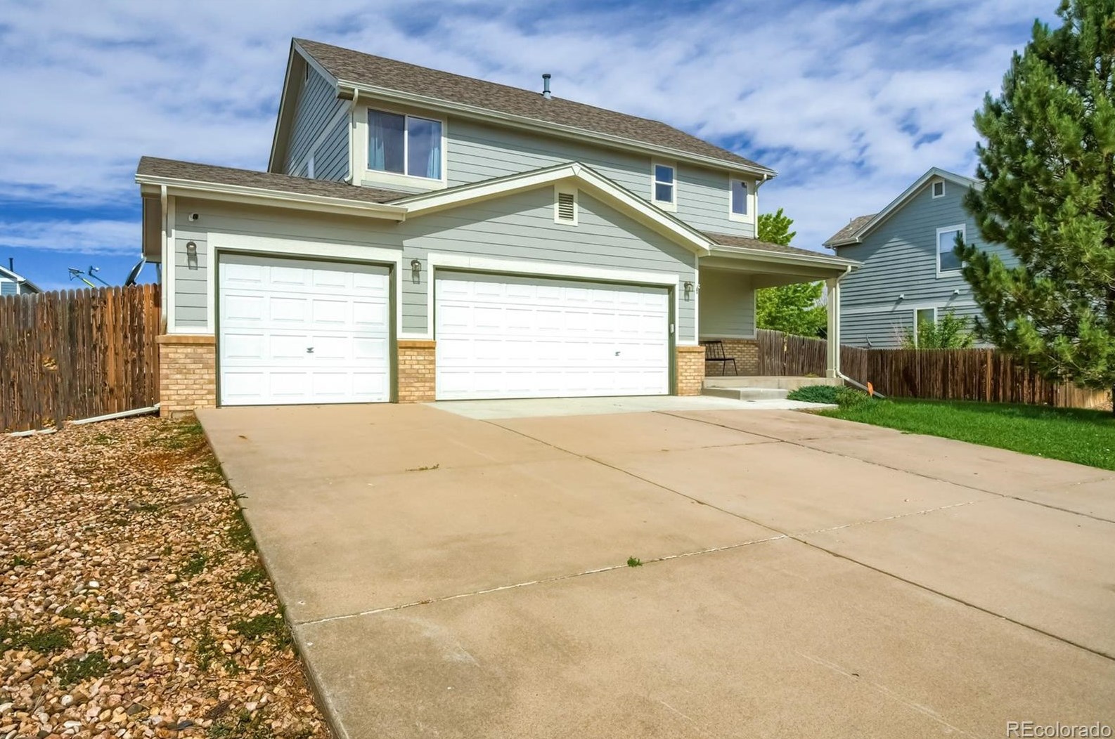 1903 Asoka St, Strasburg CO  80136-7722 exterior