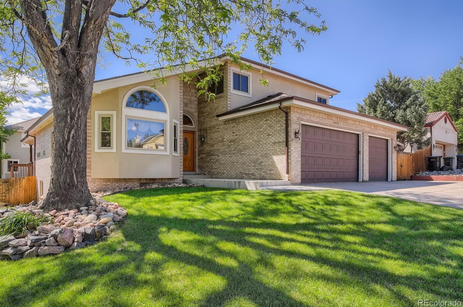 6979 Iris St, Arvada, CO 80004-1663