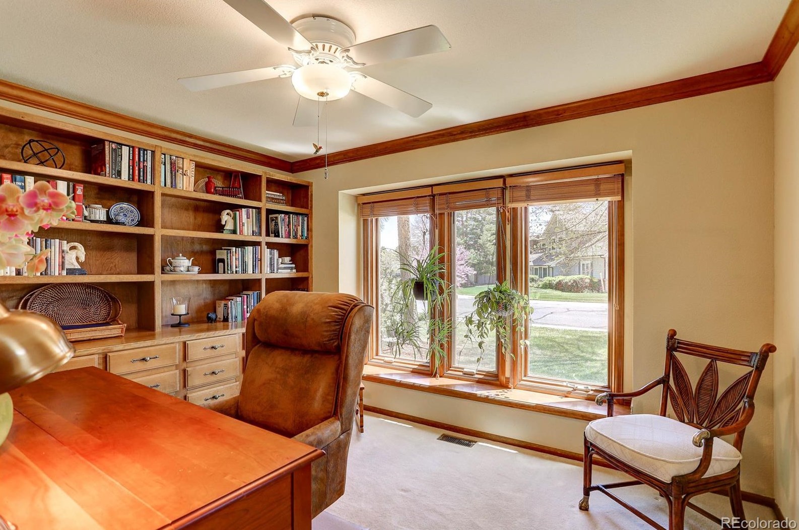 2201 Dry Crk Rd, Littleton CO 80120-8048 exterior