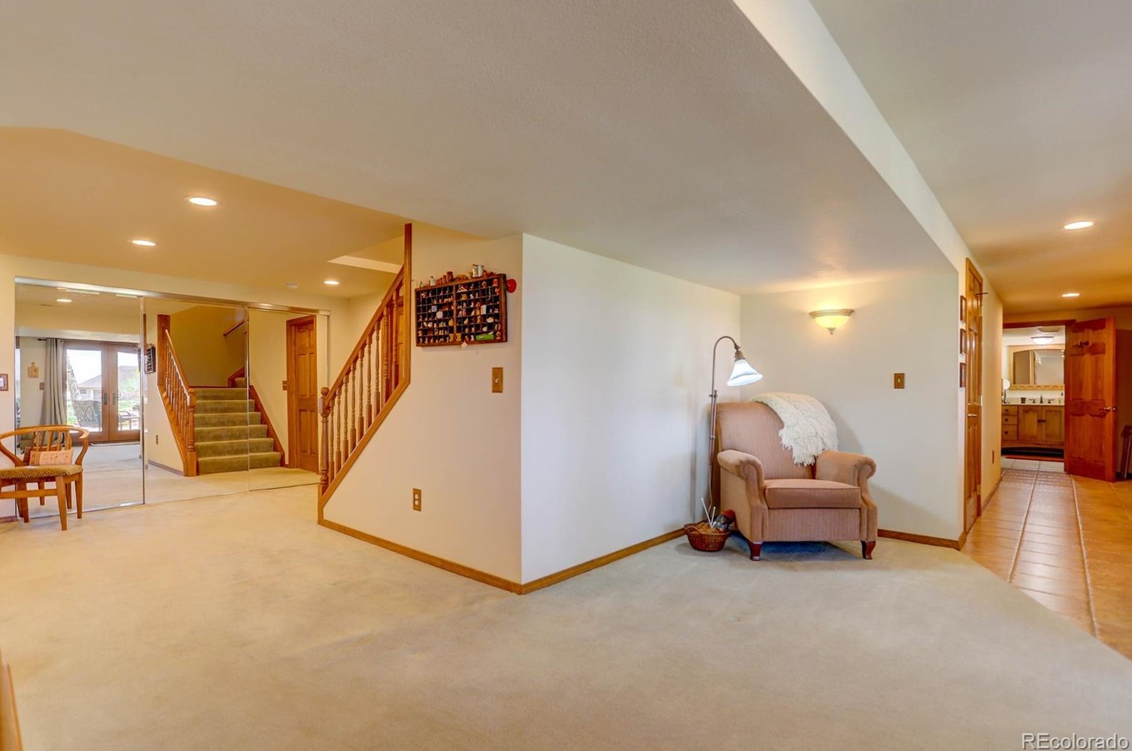 2201 Dry Crk Rd, Littleton CO 80120-8048 exterior