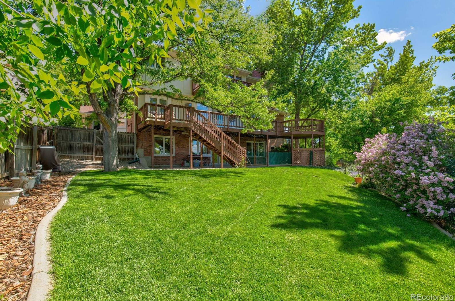 7913 Franklin Ct, Littleton CO 80122-3252 exterior