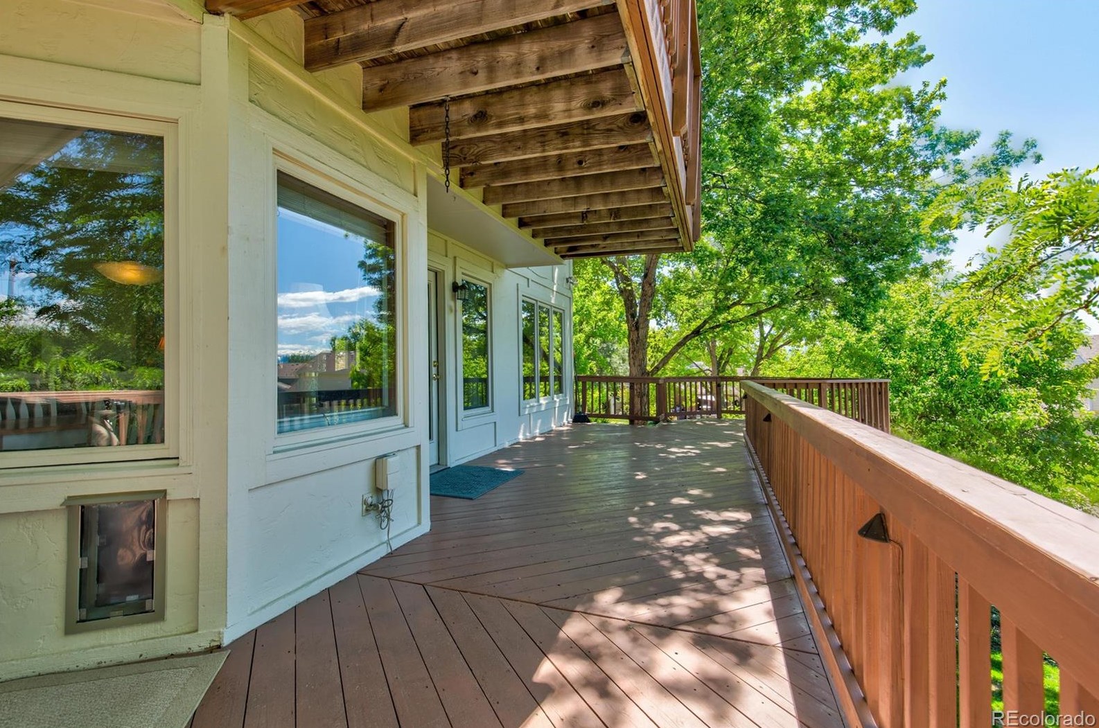 7913 Franklin Ct, Littleton CO 80122-3252 exterior