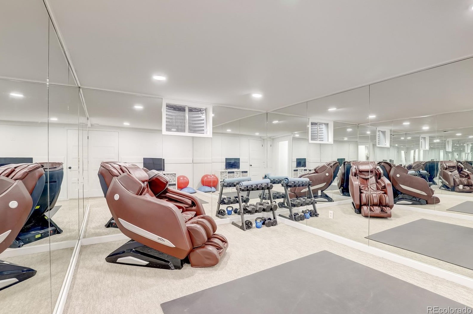 7107 Dudley Dr, Arvada CO  80004-1745 exterior