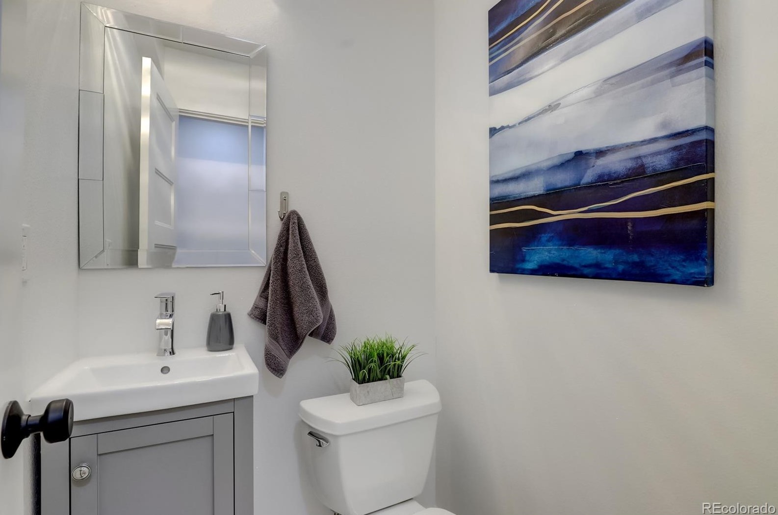 7107 Dudley Dr, Arvada CO  80004-1745 exterior