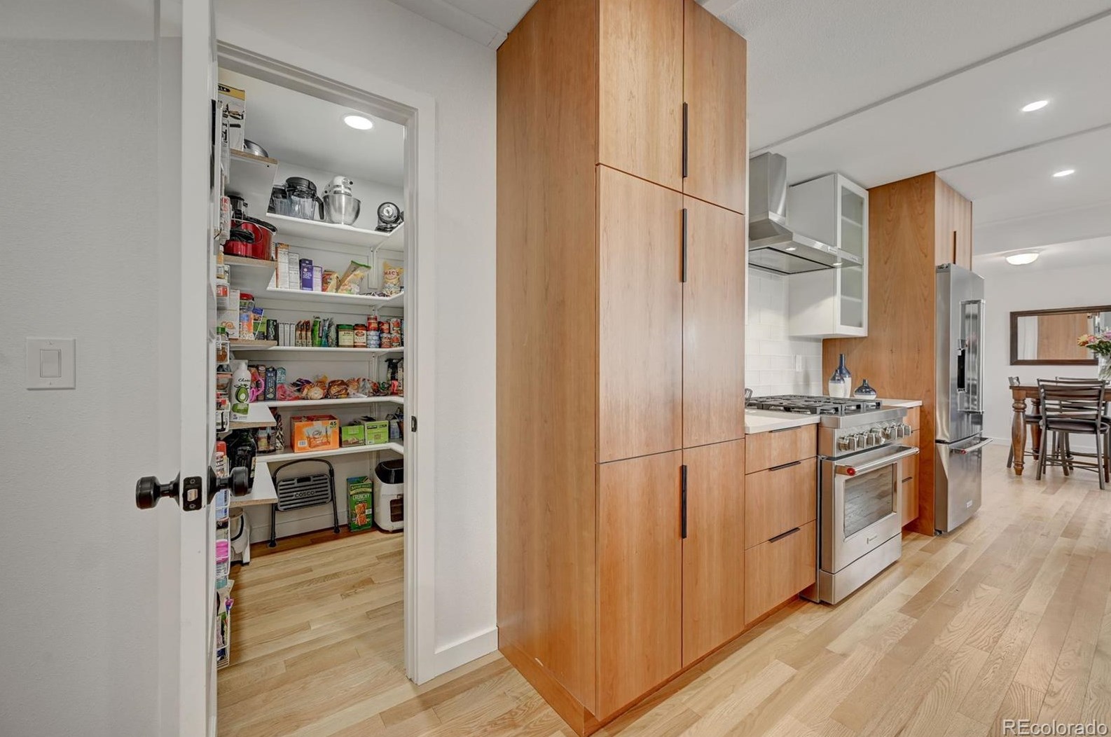 7107 Dudley Dr, Arvada CO  80004-1745 exterior