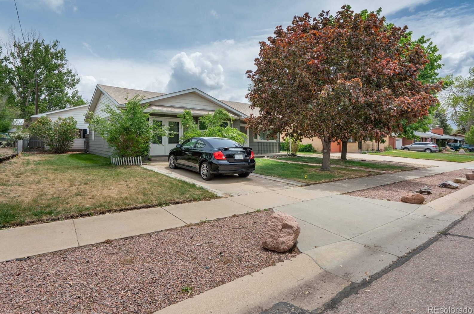 2927 Illinois Ave, Colorado Springs, CO 80907-6436