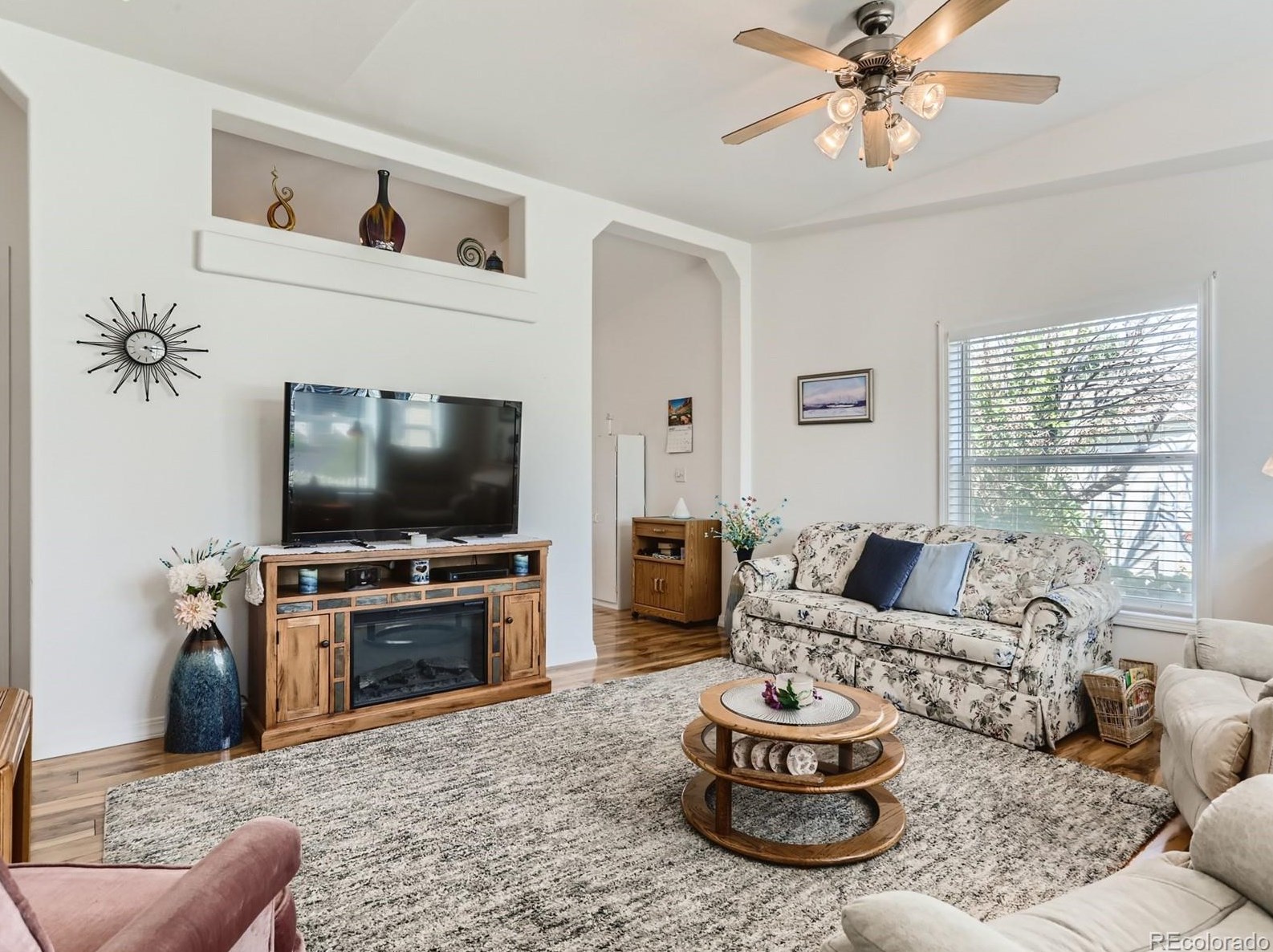 7805 Sunflower Cir, Longmont, CO 80530-7527