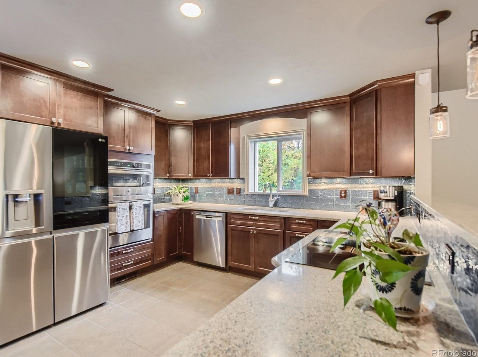 7435 Dexter St, Littleton, CO 80122-1444