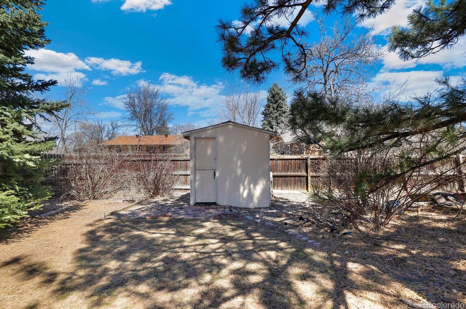 1452 Long Pl, Littleton CO 80122-3020 exterior