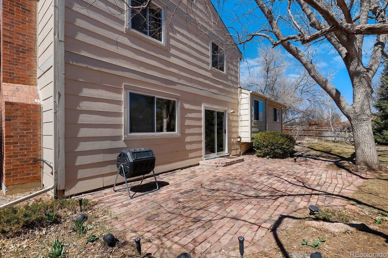 1452 Long Pl, Littleton CO 80122-3020 exterior