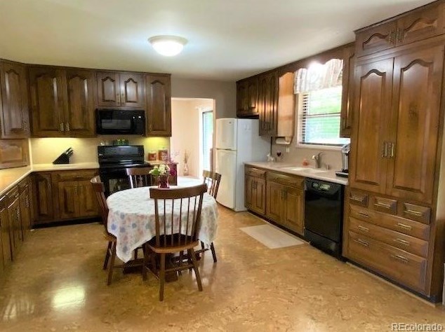 5824 Mexico Ave, Denver, CO 80232-7044