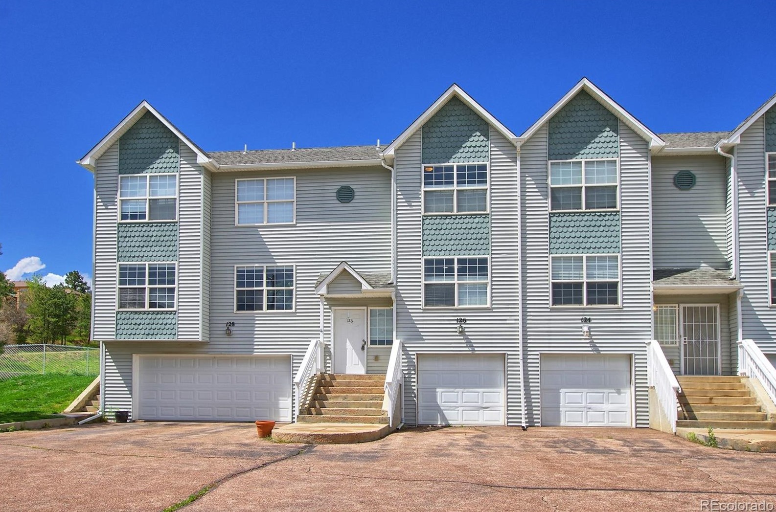 126 Vale St, Palmer Lake, CO 80133-9407