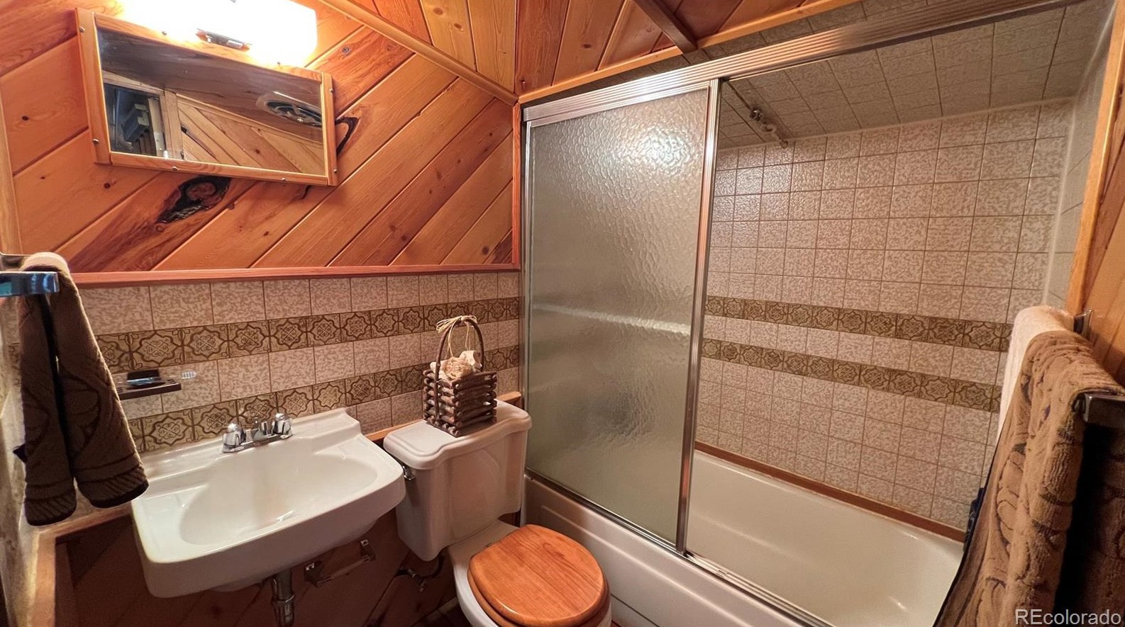 2299 Beaver Creek Rd, Arvada CO  80422-4580 exterior
