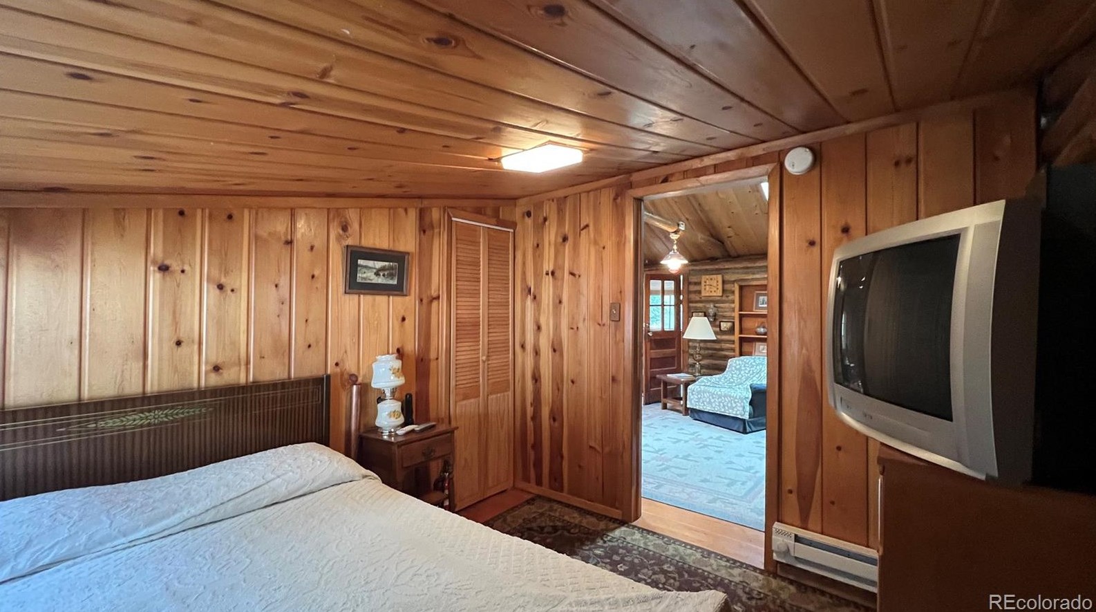 2299 Beaver Creek Rd, Arvada CO  80422-4580 exterior