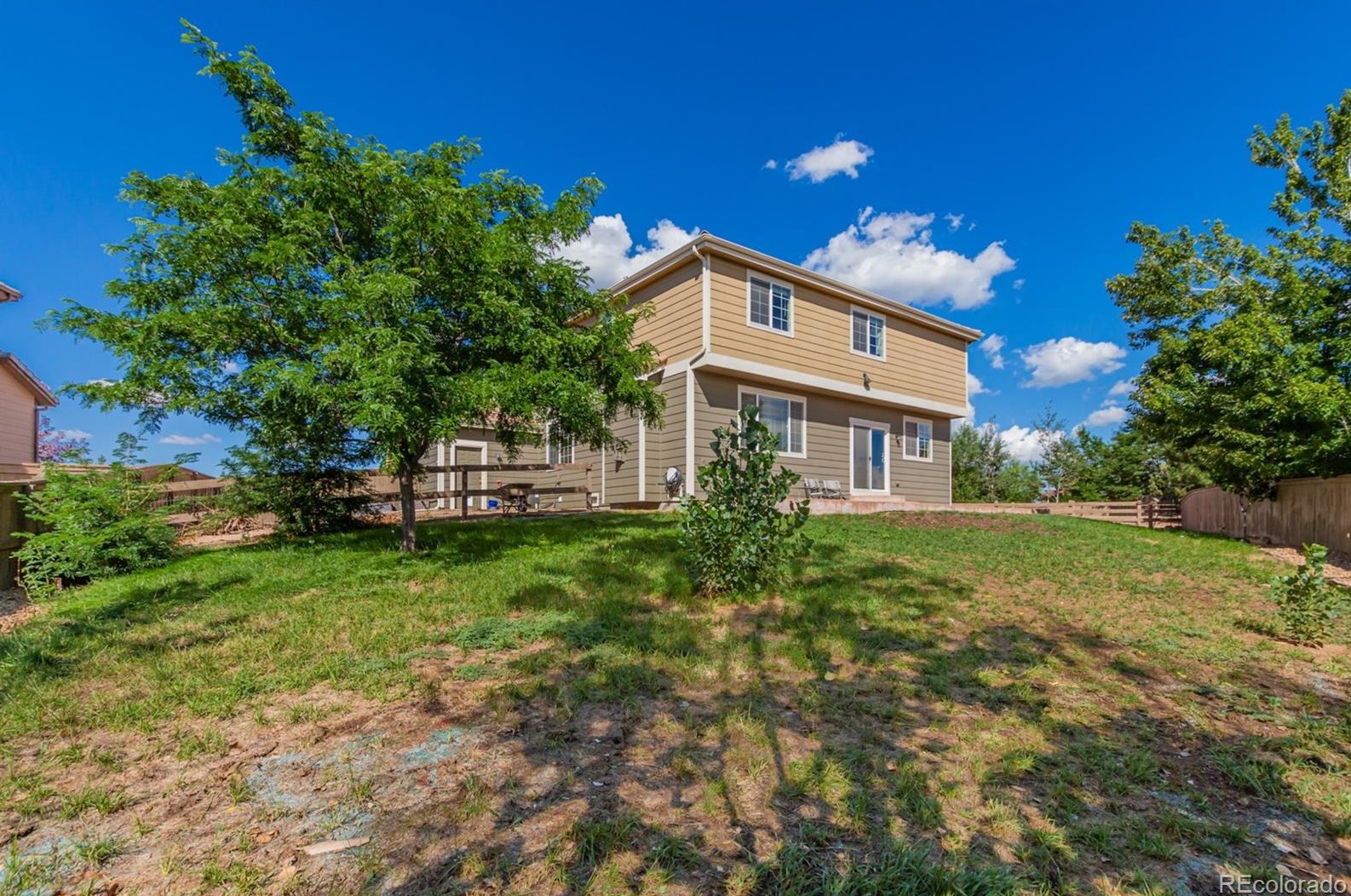 19 Peabody St, Castle Rock CO  80104-8812 exterior