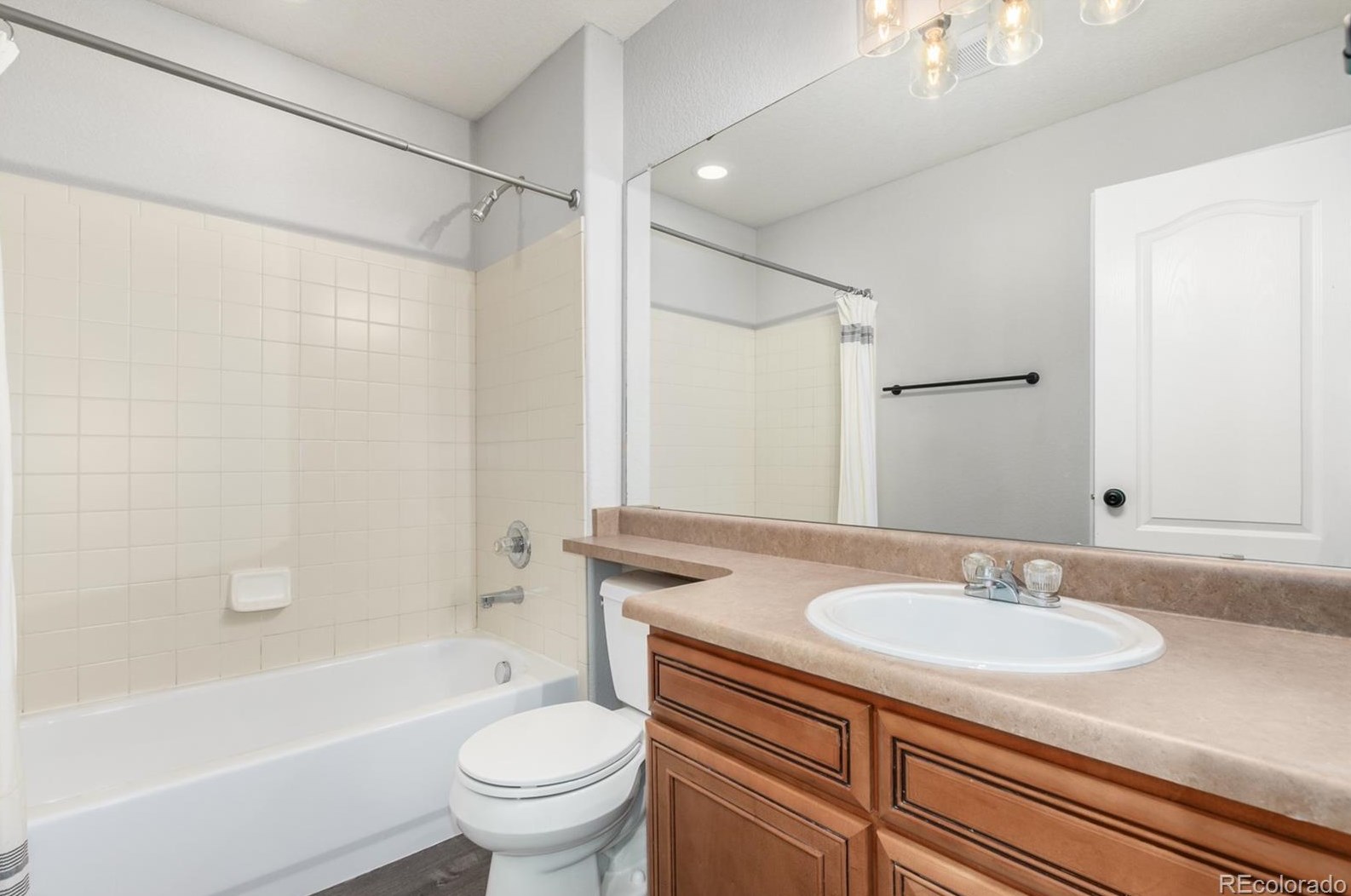 19 Peabody St, Castle Rock CO  80104-8812 exterior