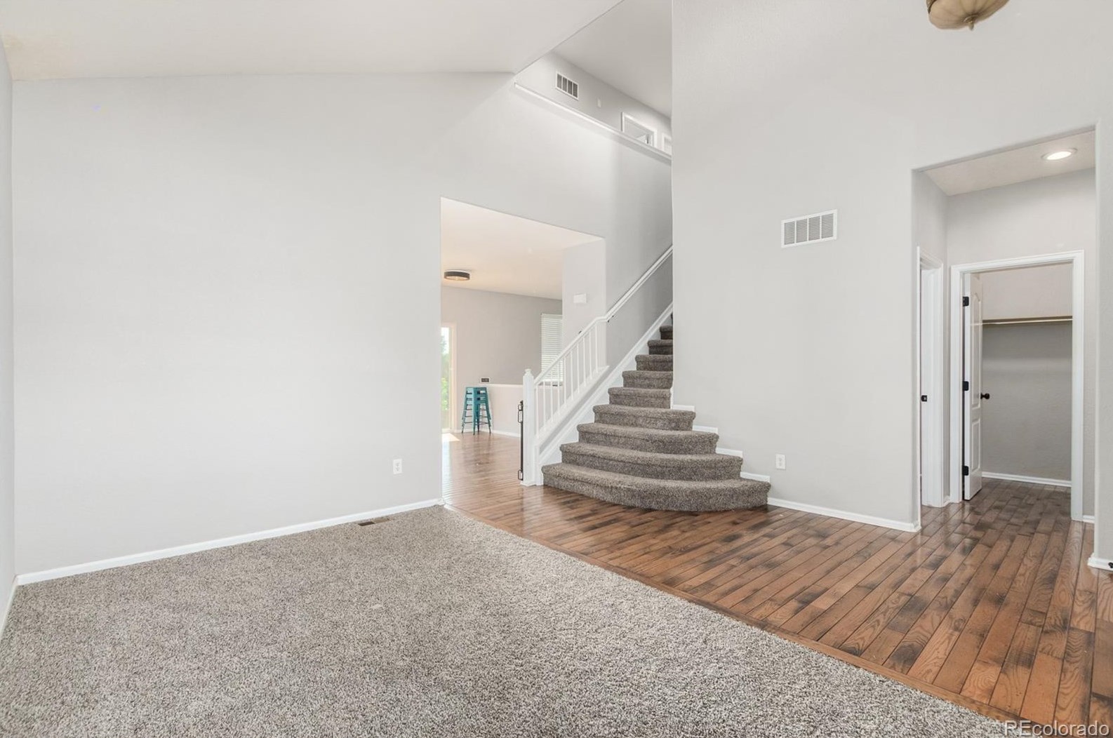 19 Peabody St, Castle Rock CO  80104-8812 exterior