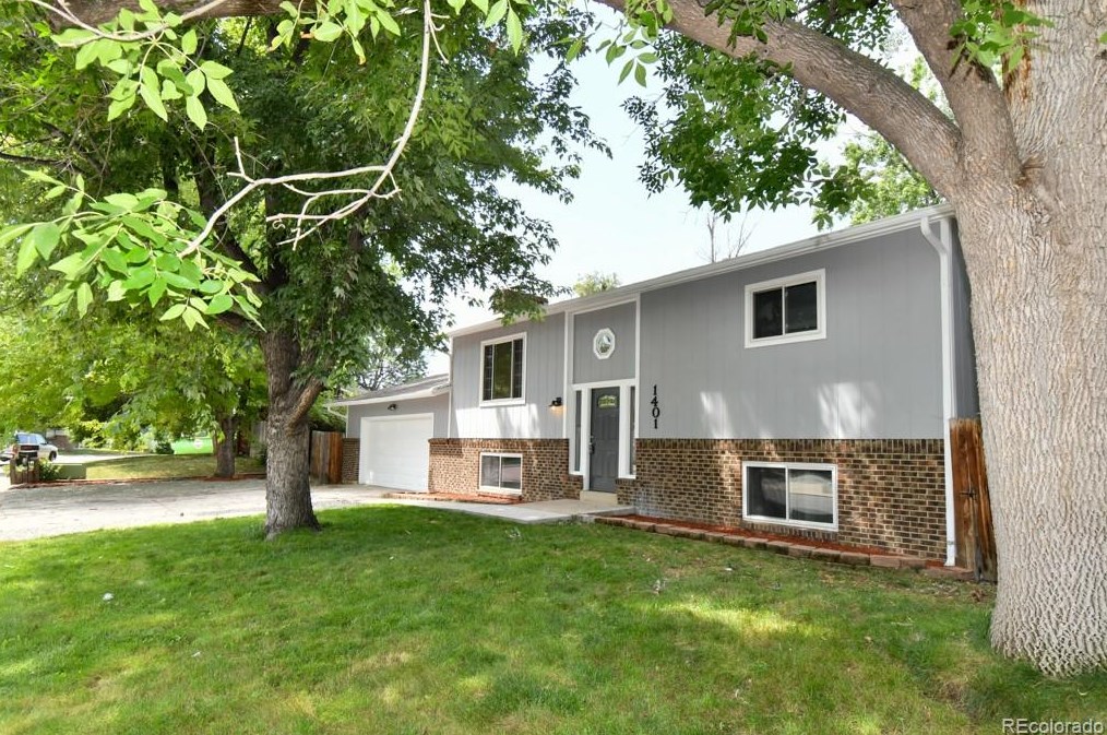1401 Athene Dr, Lafayette, CO 80026-1410