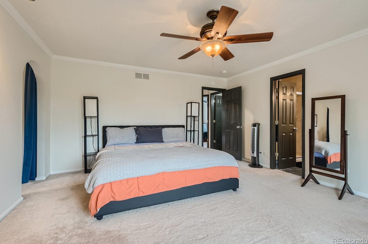 9615 Moss Rose Cir, Littleton CO  80129-6435 exterior