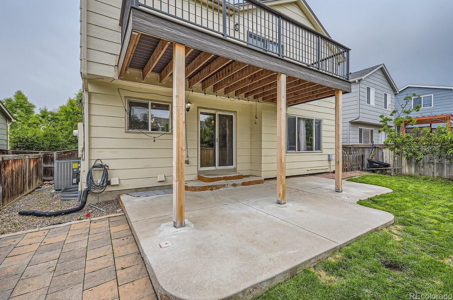 9615 Moss Rose Cir, Littleton CO  80129-6435 exterior