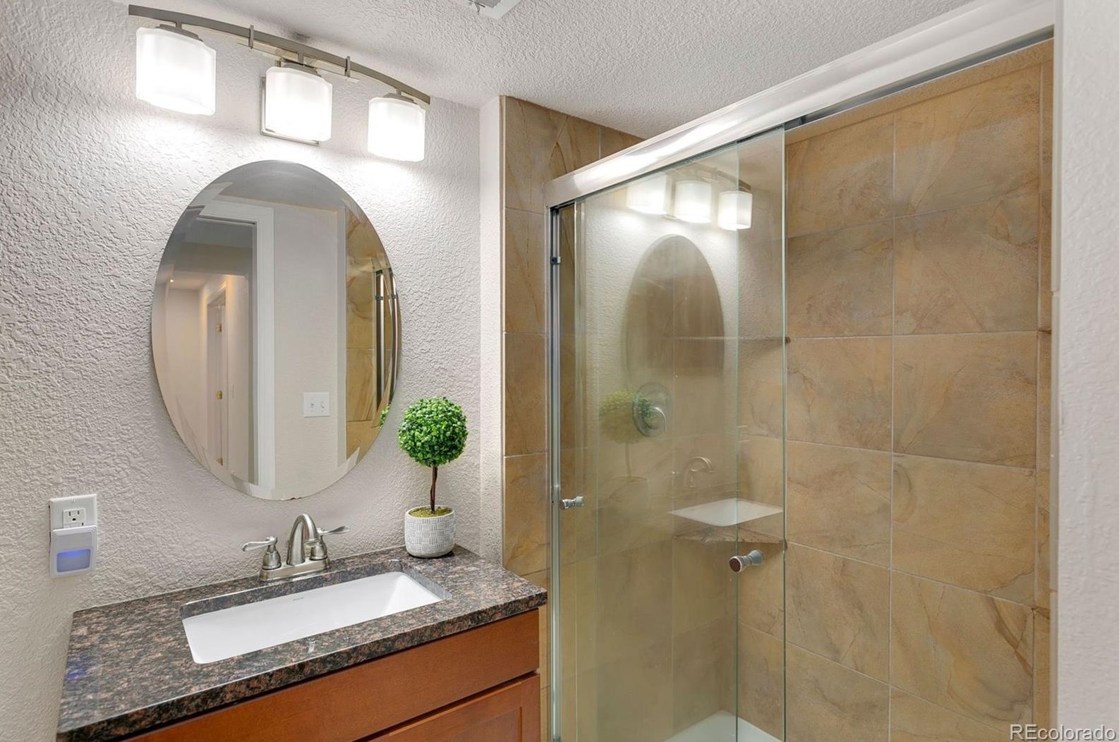 5329 Quail Ct, Littleton CO 80127-3303 exterior