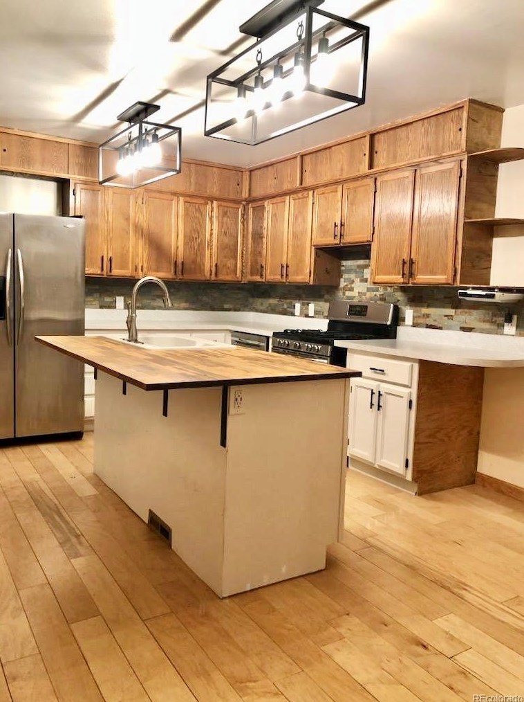394 Delaware St, Sterling, CO 80751-2319