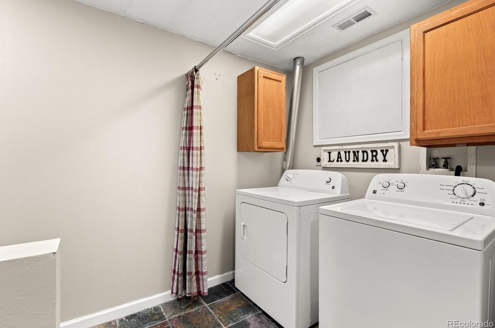 8858 Quarto Ave, Littleton CO 80128-4269 exterior