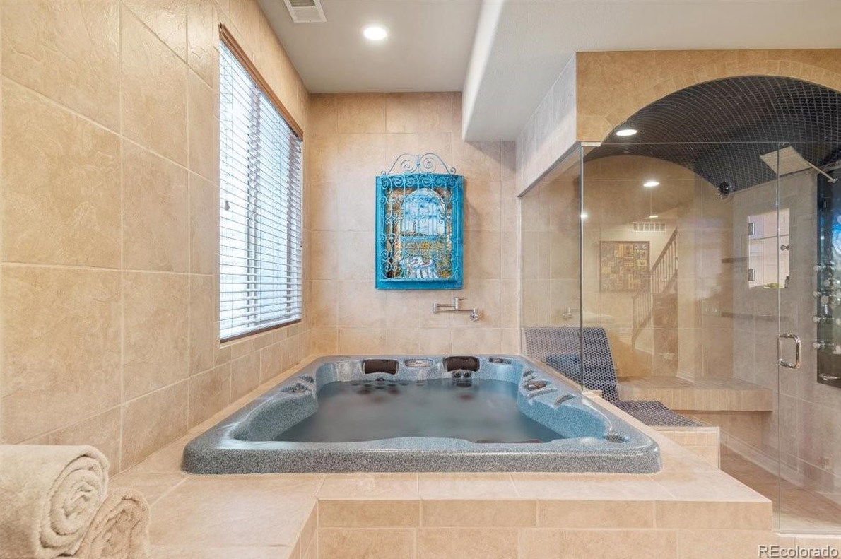 5057 Allison Way, Littleton CO 80128-4304 exterior