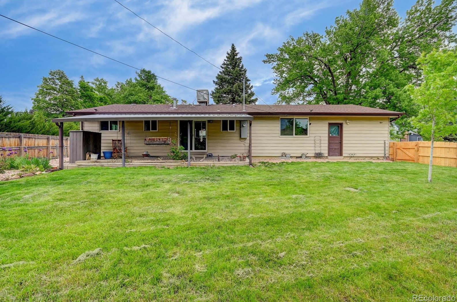 12466 67 Ave, Arvada CO  80003-4320 exterior