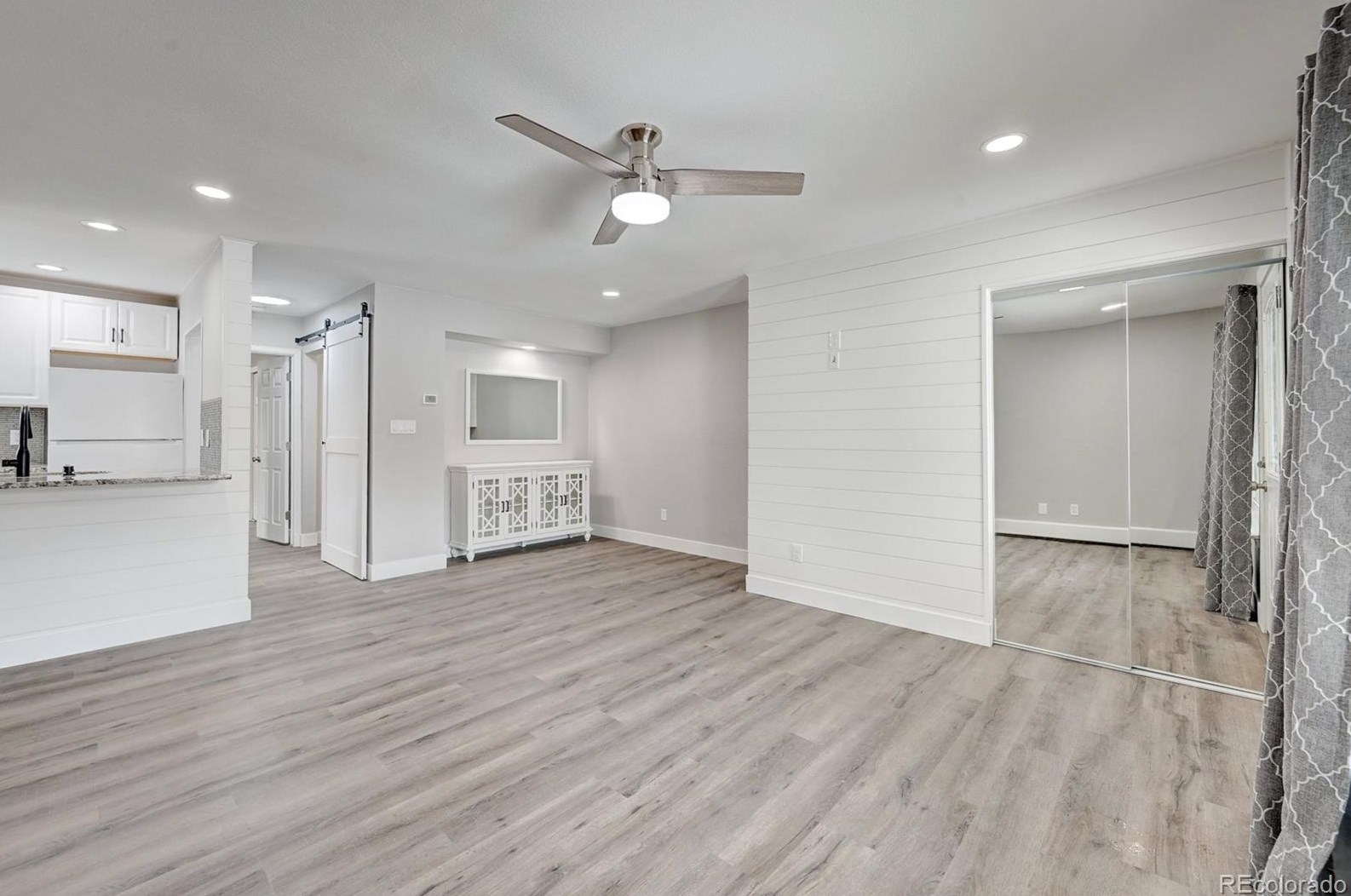 532 Oakwood Dr #b101, Castle Rock, CO 80104