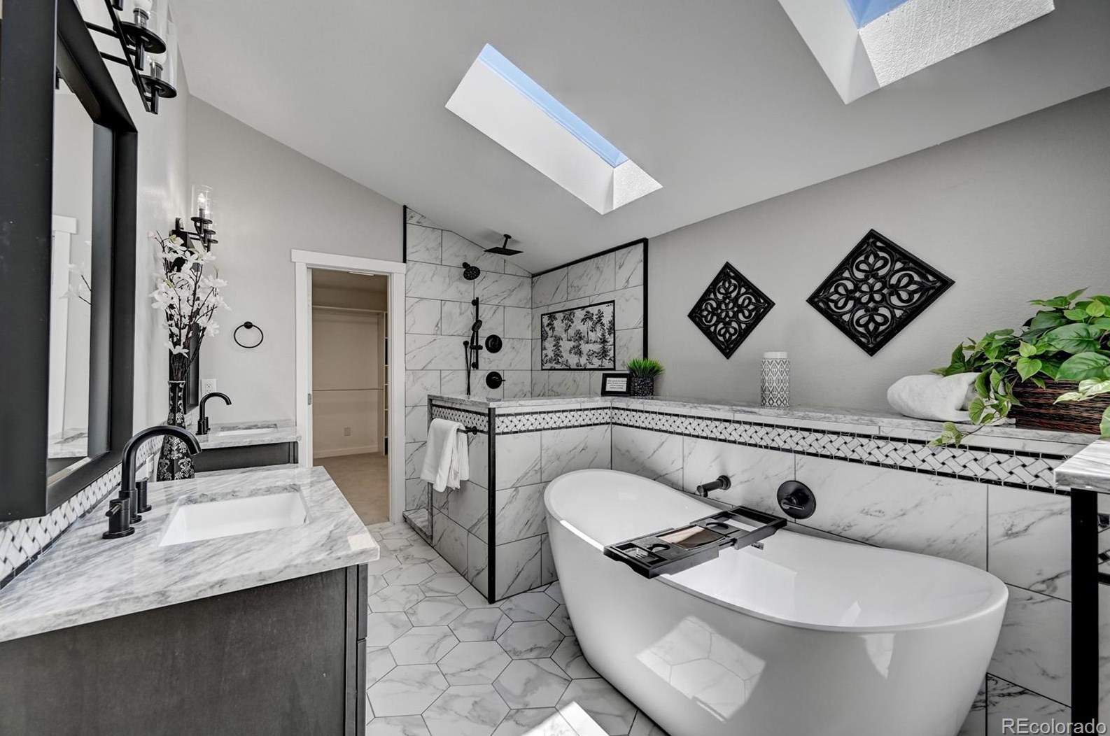 6451 Hoyt St, Littleton CO  80123-3128 exterior