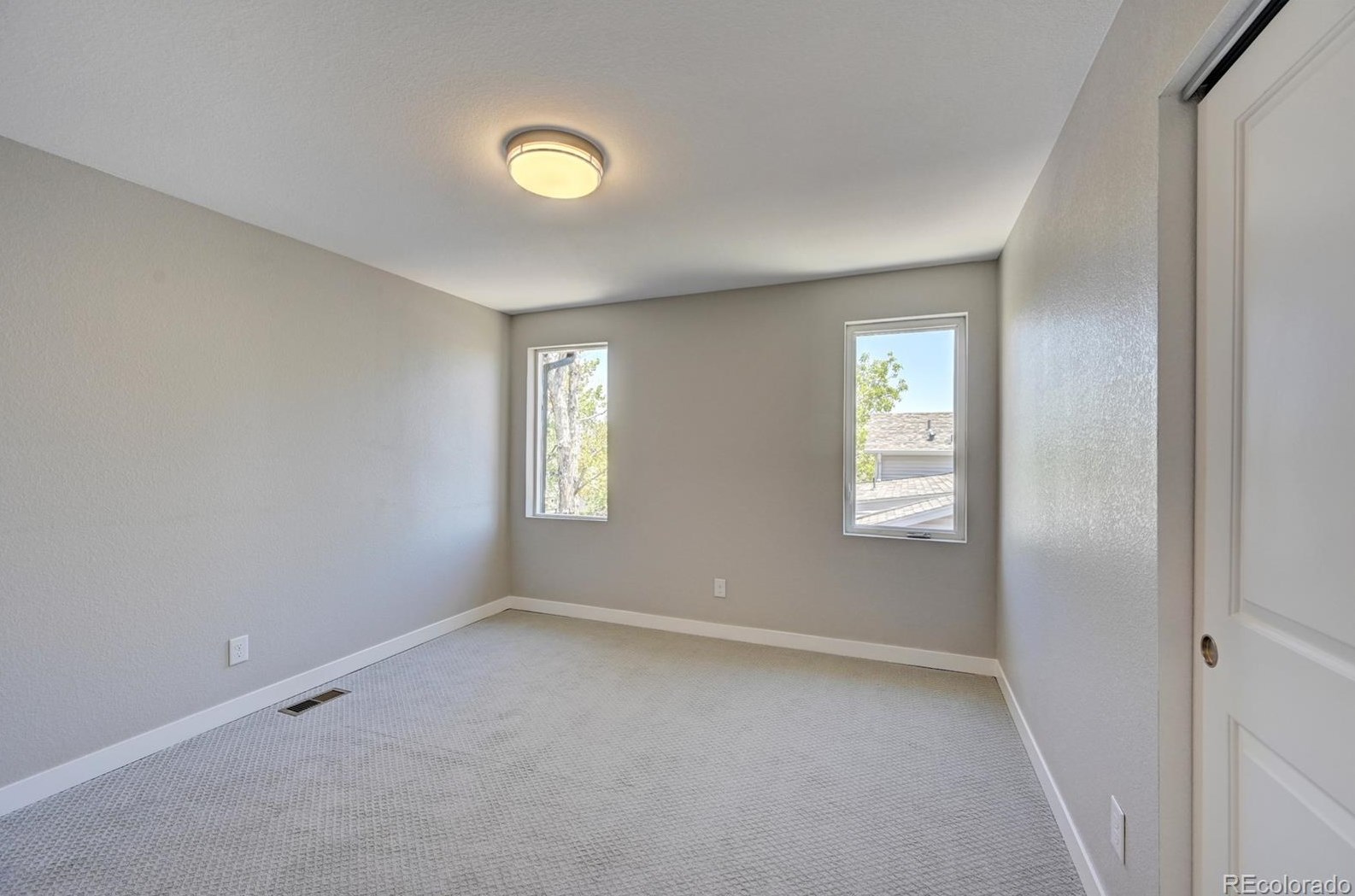 6451 Hoyt St, Littleton CO  80123-3128 exterior