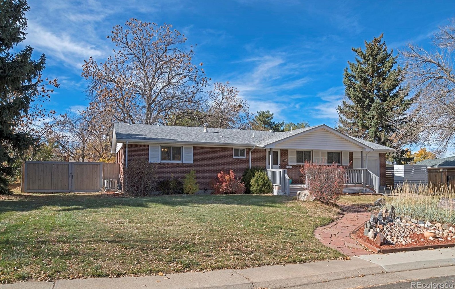 7255 Grant St, Littleton, CO 80122-1137