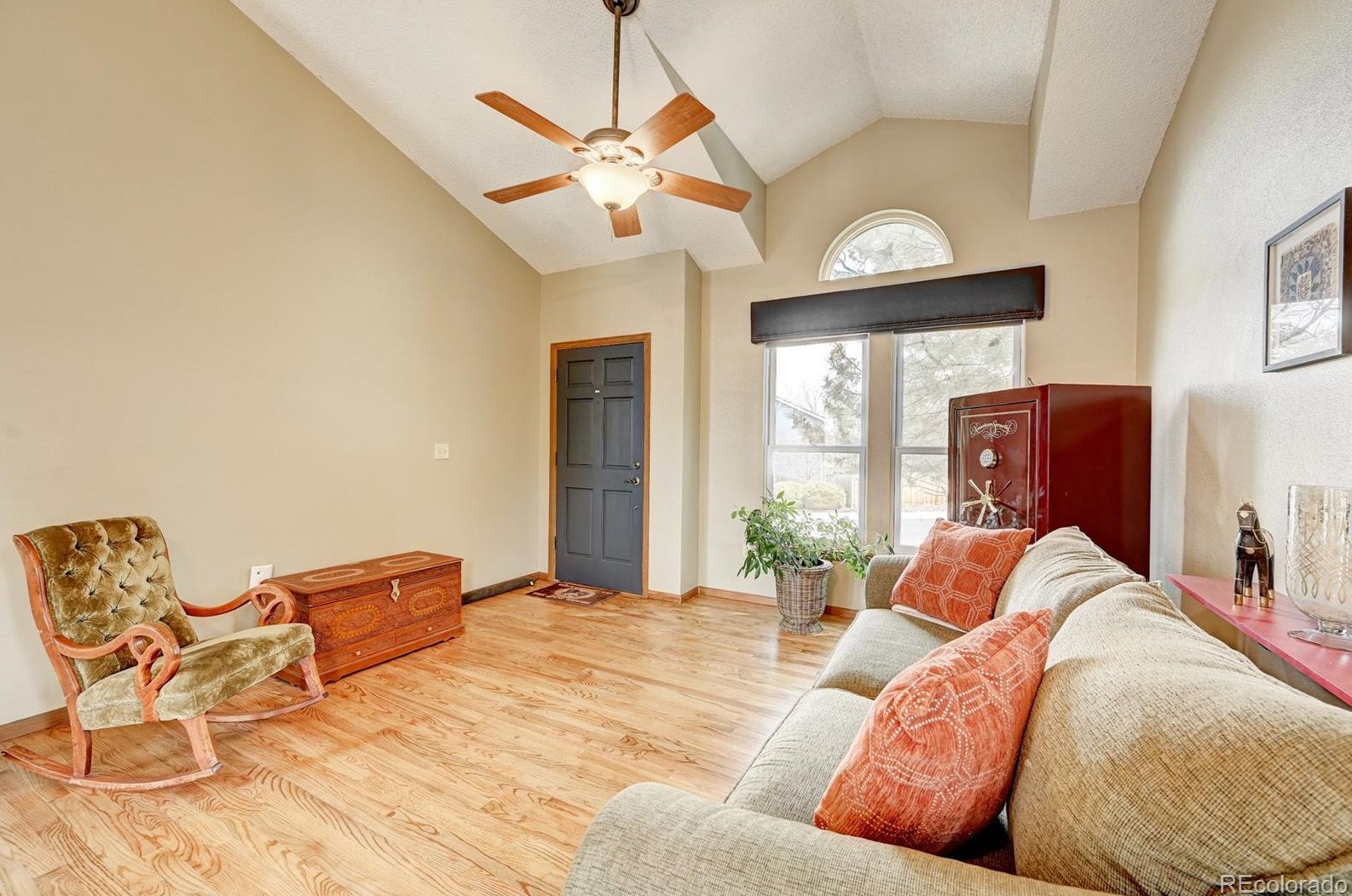 7269 Chestnut Dr, Littleton, CO 80128-5699