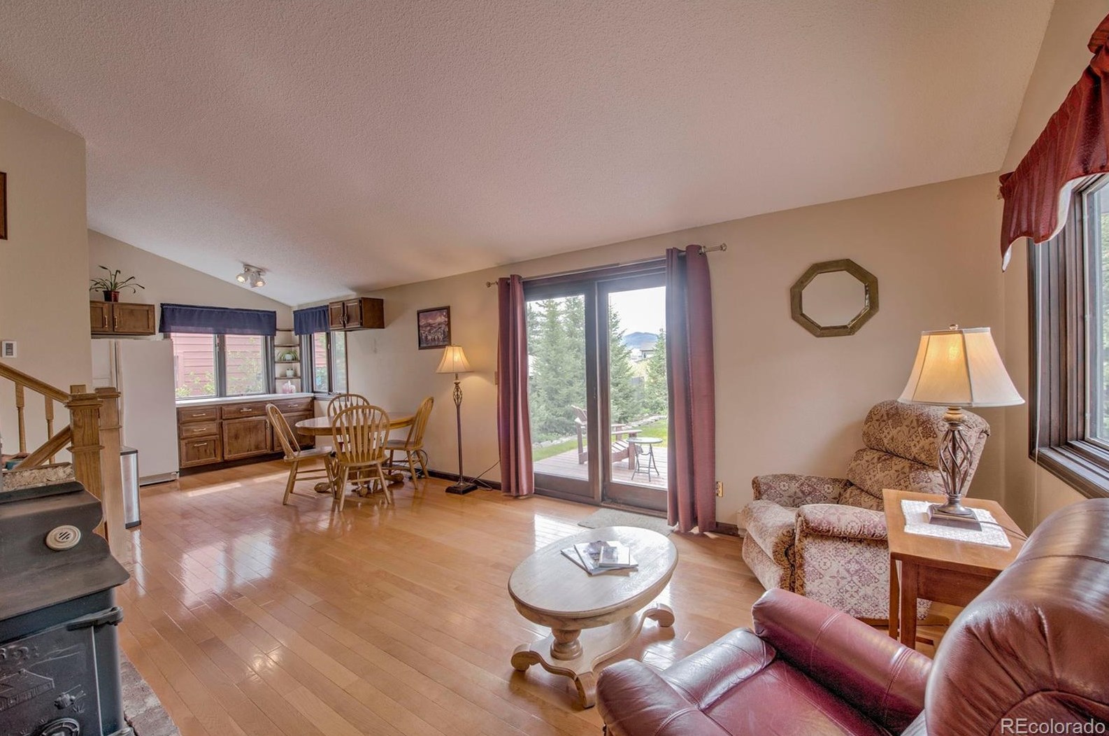 249 E Coyote Ct, Silverthorne, CO 80498