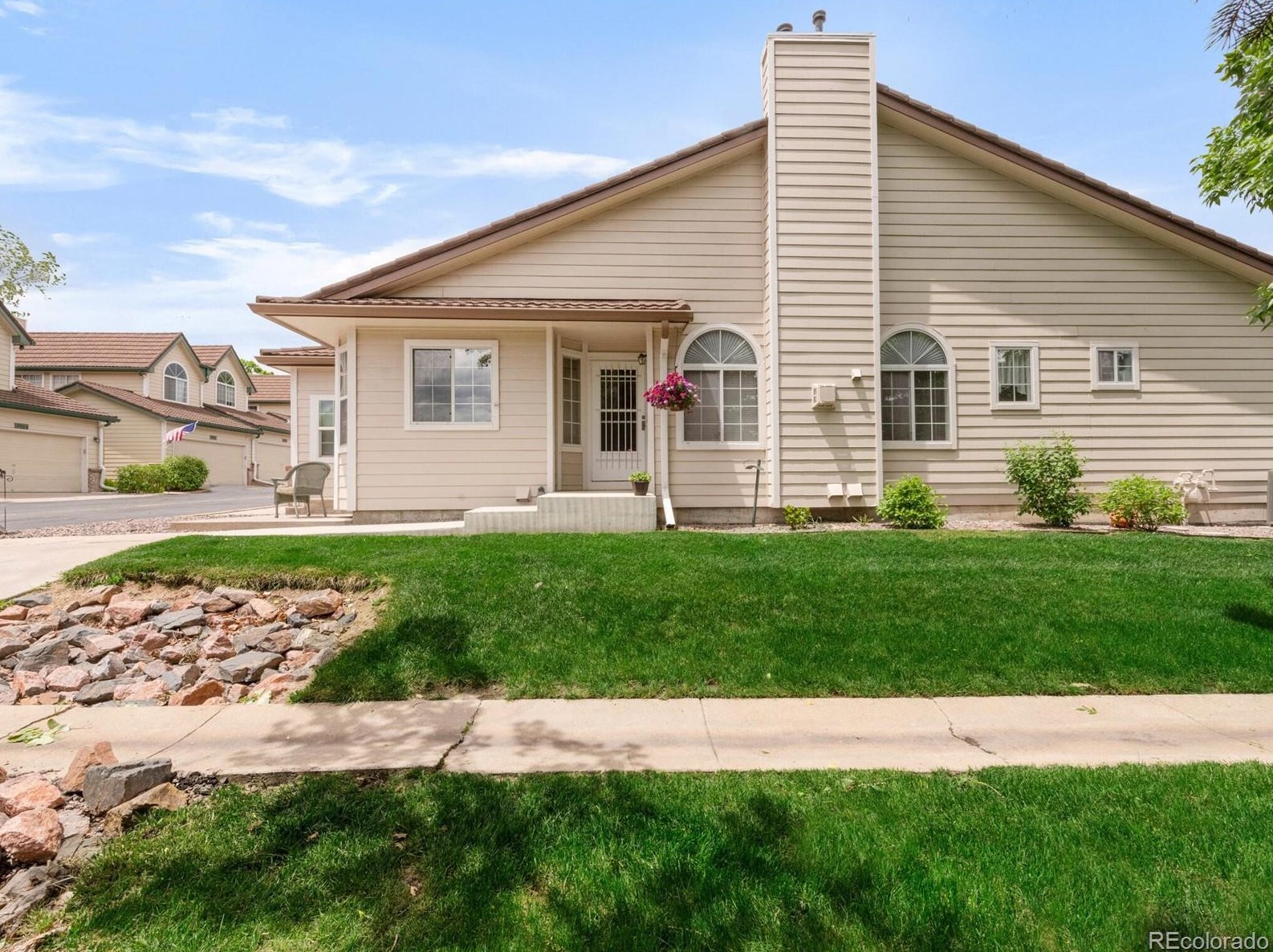 5940 Jellison St, Littleton, CO 80123-3469