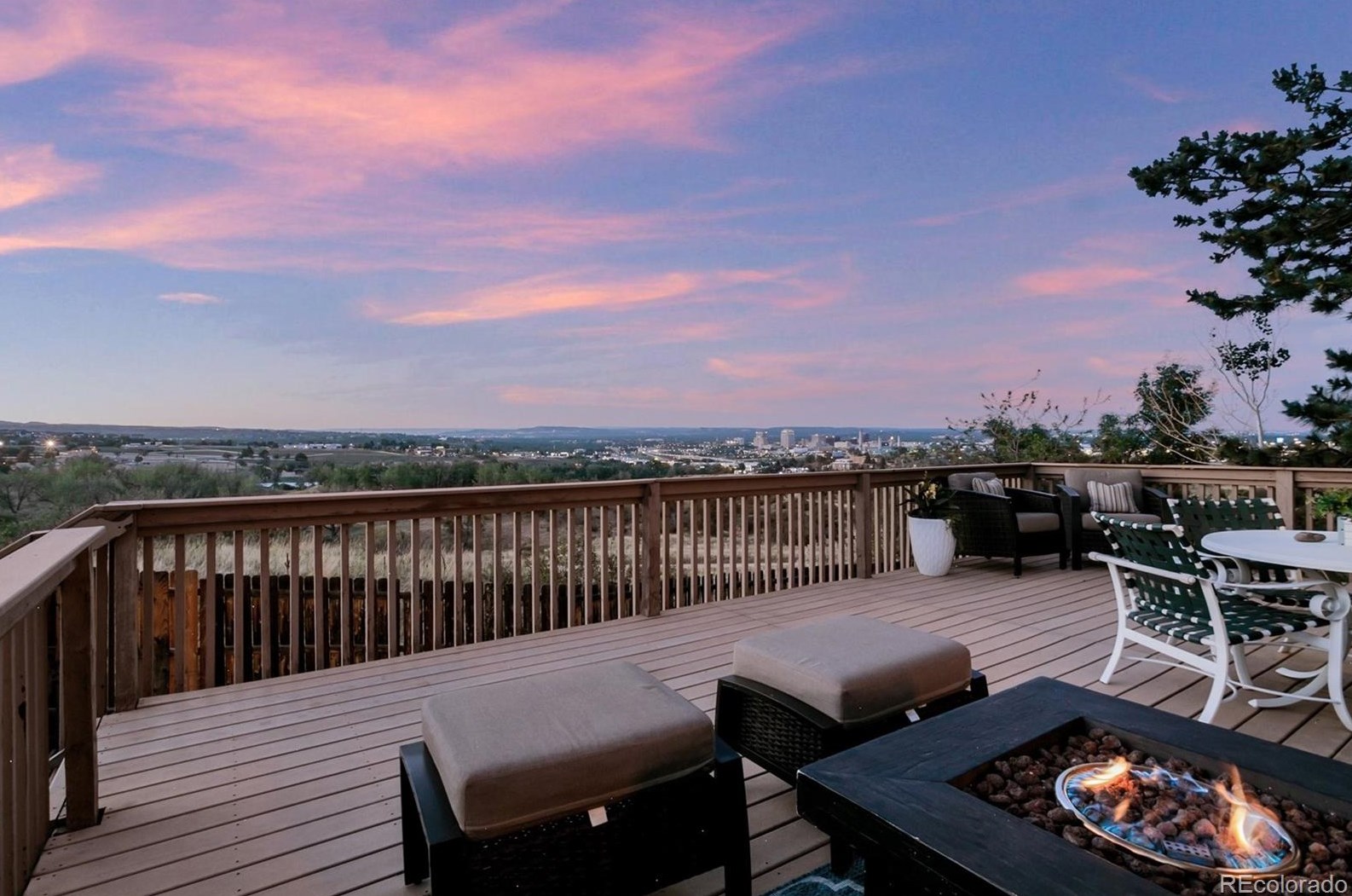 1050 Beacon Bluff Ct, Colorado Springs, CO 80905-8114