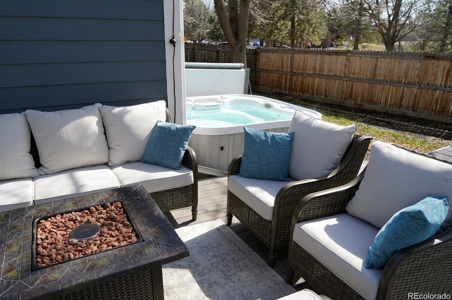 9175 80th Dr, Arvada, CO 80005-2446