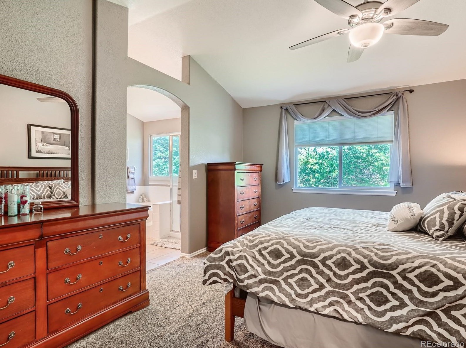 9436 Wolfe Dr, Littleton CO 80129-5796 exterior