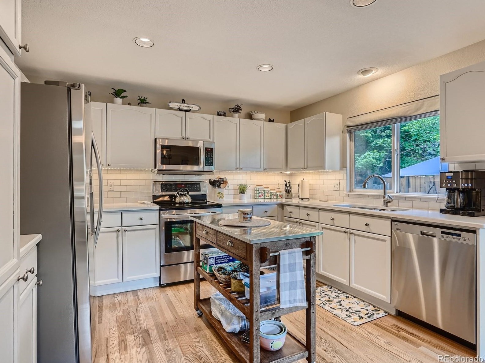 9436 Wolfe Dr, Littleton CO 80129-5796 exterior