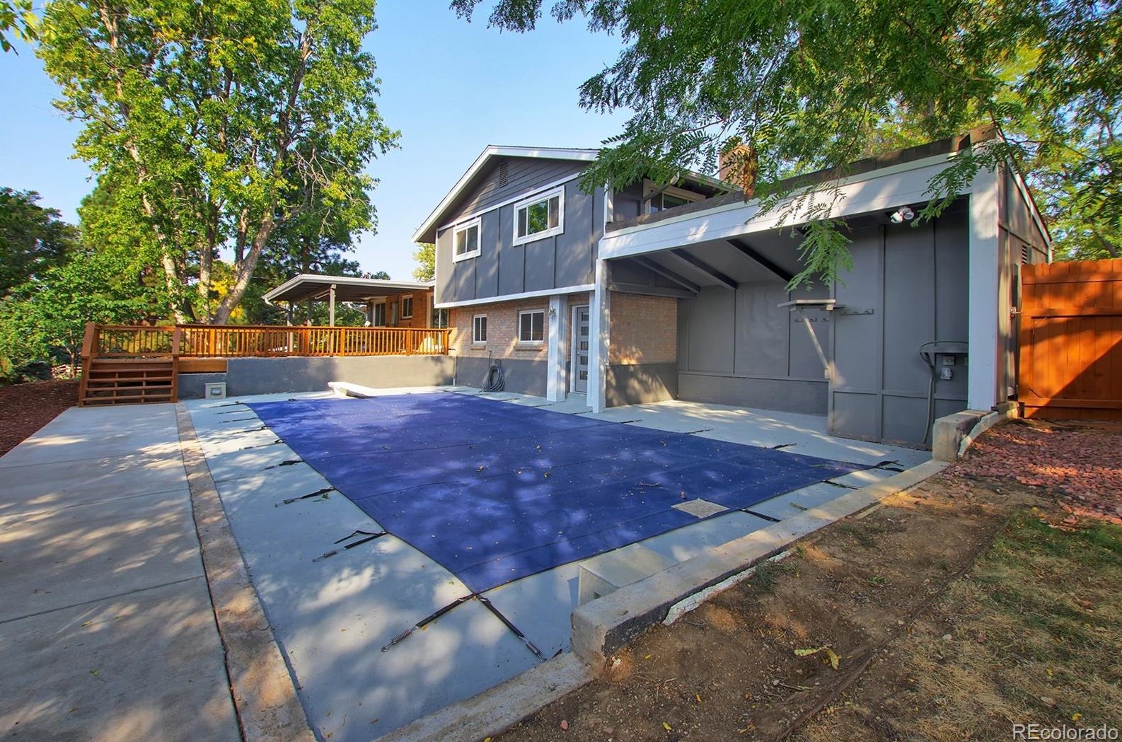 1394 Easter Cir, Littleton CO  80122-1356 exterior