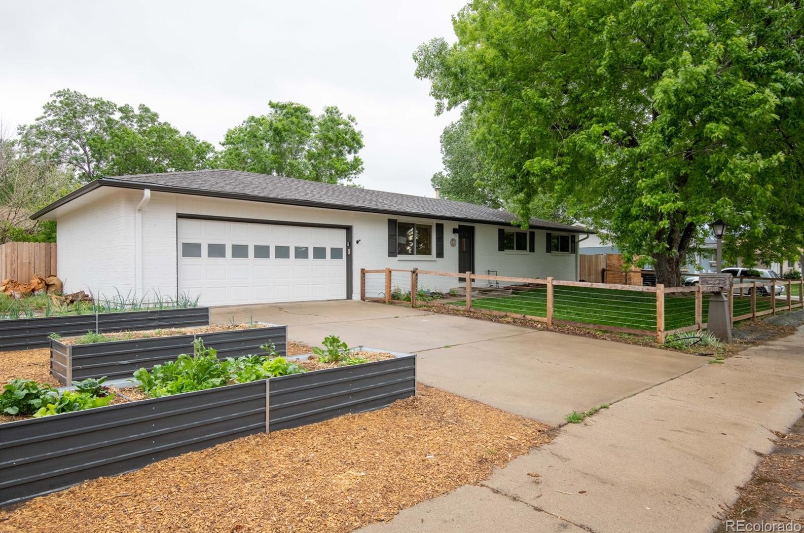 440 Fox St, Longmont, CO 80504-1528