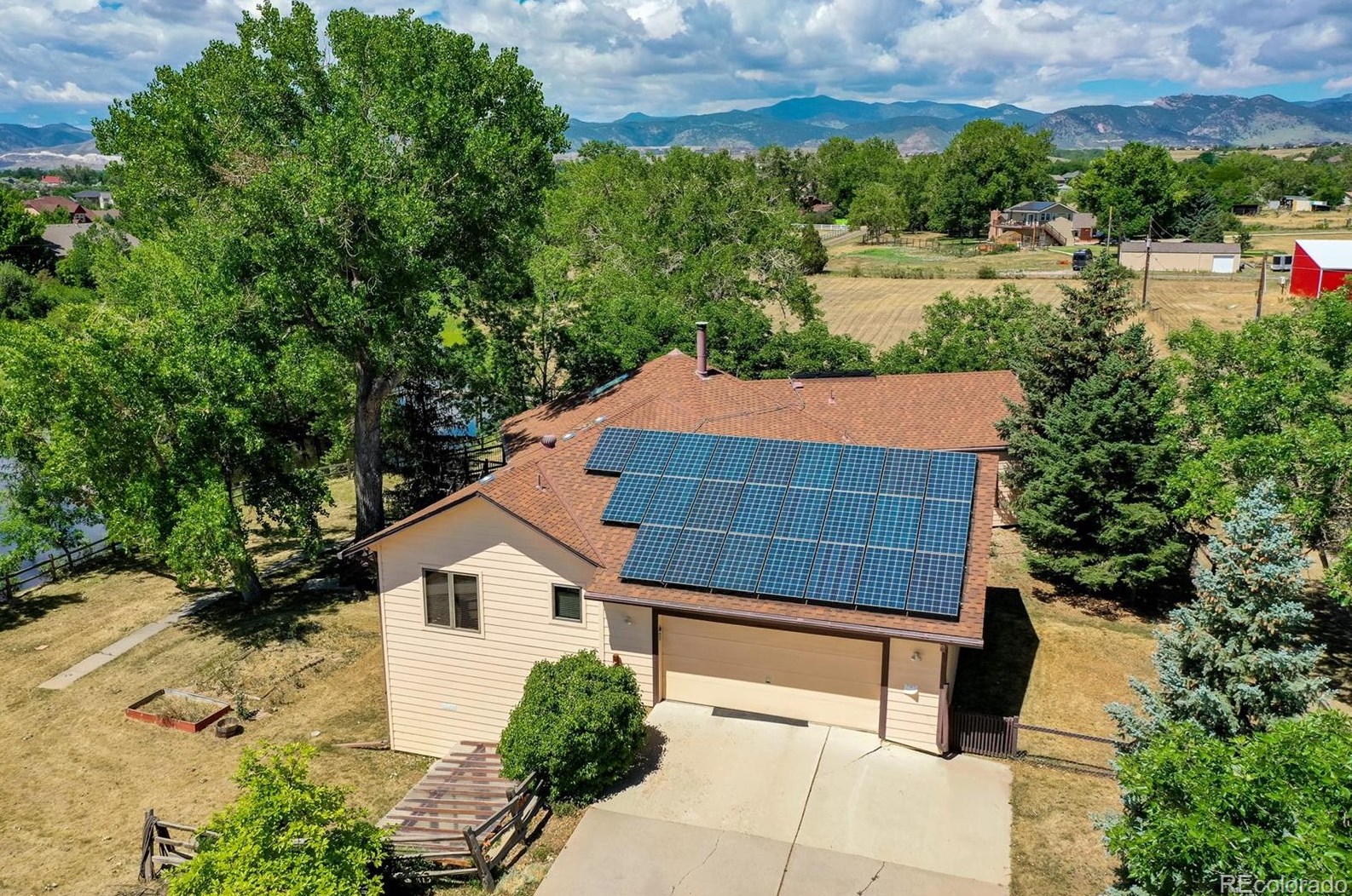 15442 76th Dr, Arvada CO  80007-7820 exterior