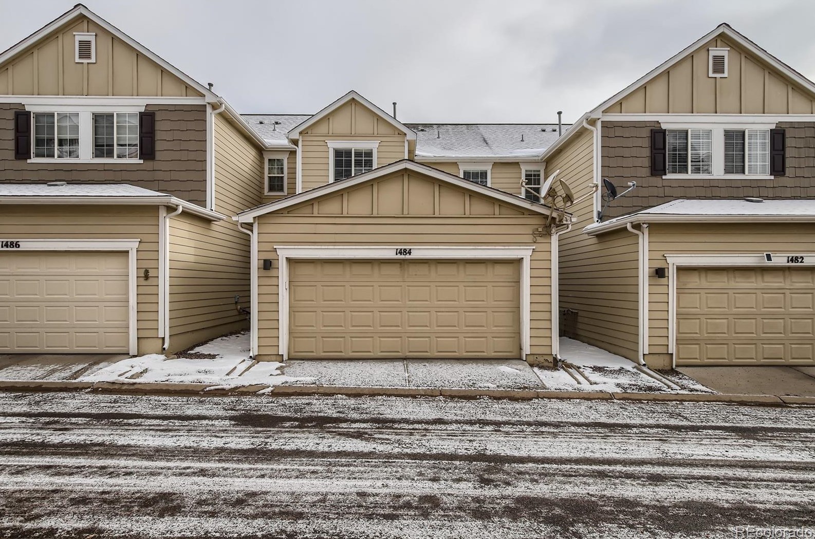 1484 Red Cliff Way, Castle Rock, CO 80109-3352