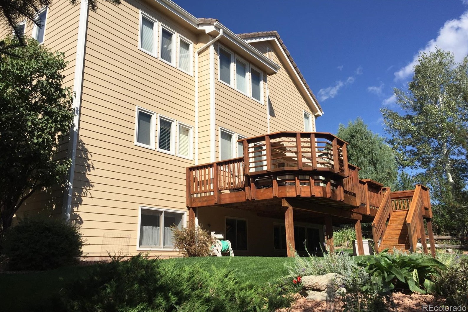 4 Cotoneaster, Littleton, CO 80127-4354