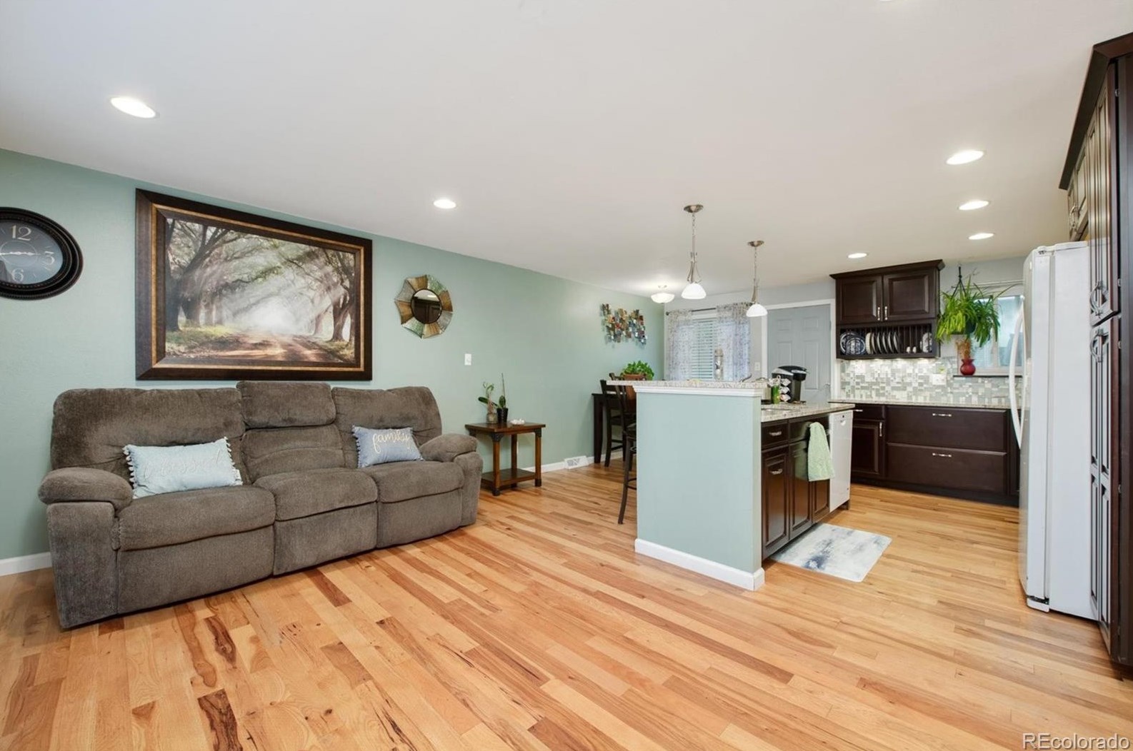 7338 Fremont Dr, Littleton CO 80128-4743 exterior